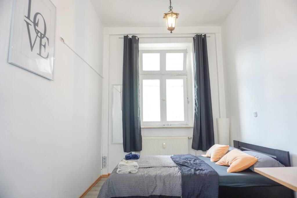 Apartment In Wuppertal - Charmante 3-Zimmer-Oase Mit Kamin Und Badewanne Exterior photo